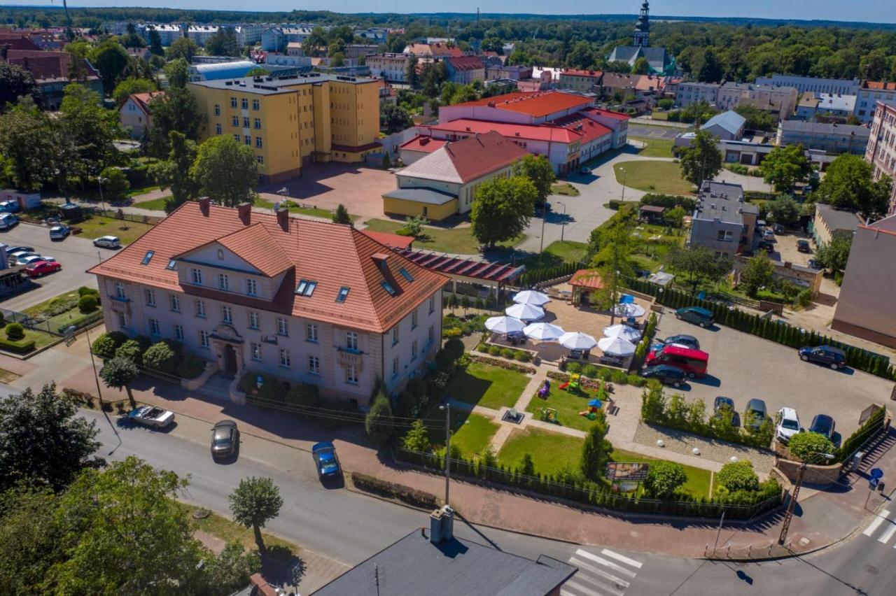 Hotel Libero Милич Экстерьер фото