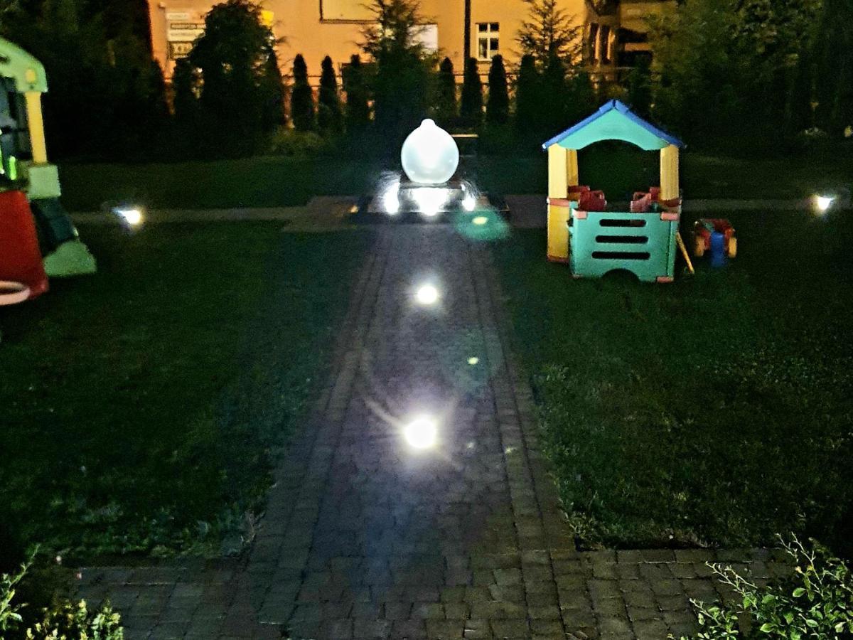 Hotel Libero Милич Экстерьер фото